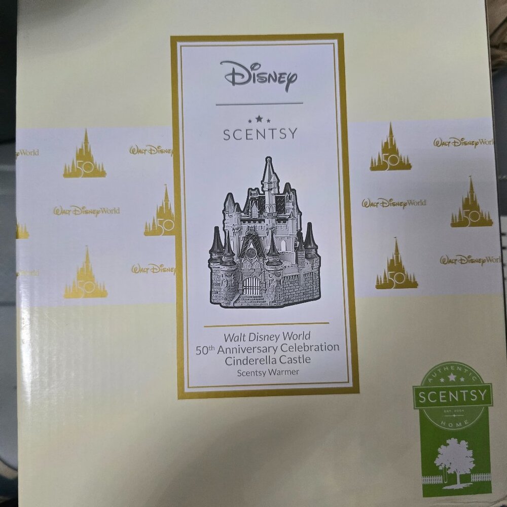 Scentsy Cinderella Castle WDW 50th Anniversary Warmer